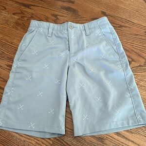 Boys Size 10 Grey golf Shorts. Under Armour